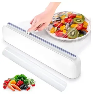 Dispenser pentru folie cu cutter integrat